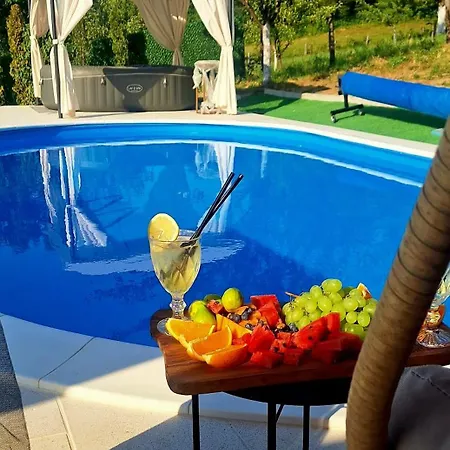 Holiday home Ranc Cika Zlaje Vitez