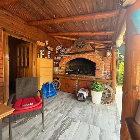 Ranc Cika Zlaje 度假居 *